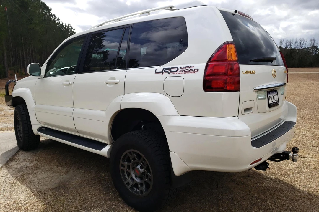 2006 Lexus GX 1st Gen - Image 4 of 31
