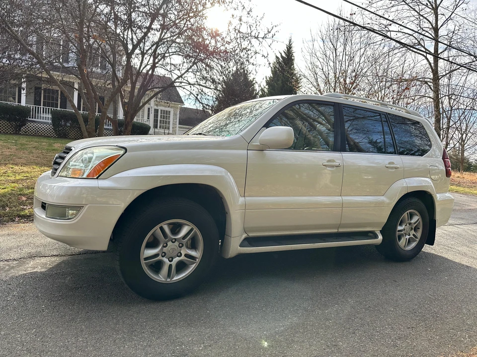 2006 Lexus GX 1st Gen - Image 22 of 31