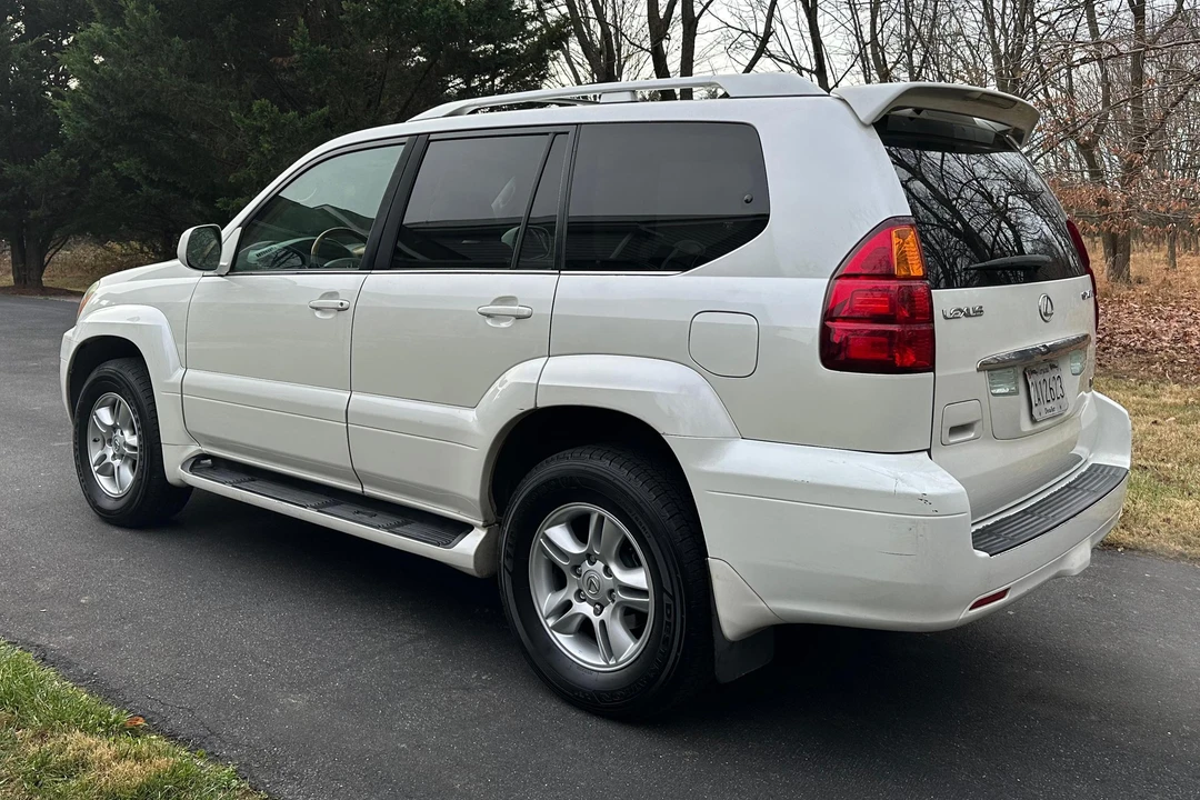 2006 Lexus GX 1st Gen - Image 4 of 31