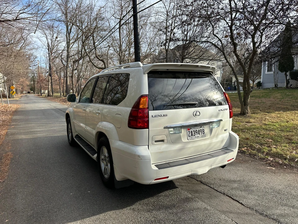 2006 Lexus GX 1st Gen - Image 28 of 31