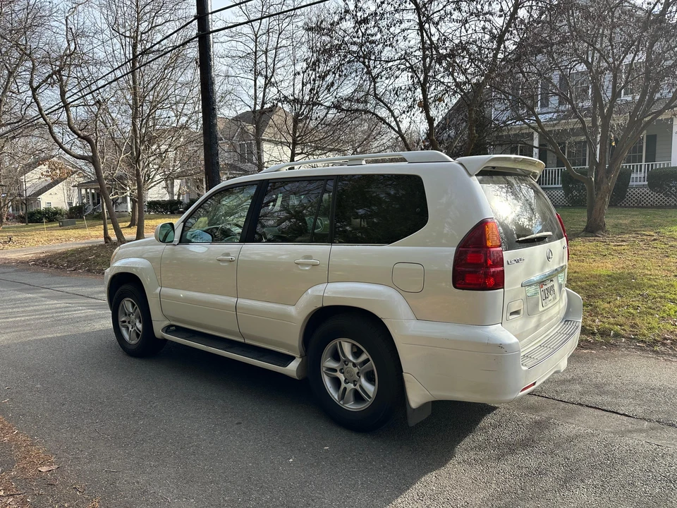 2006 Lexus GX 1st Gen - Image 26 of 31
