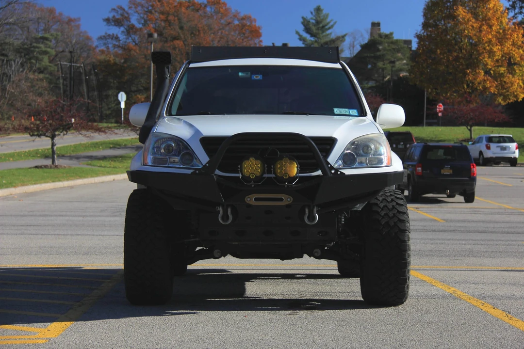 2006 Lexus GX 1st Gen - Image 2 of 9