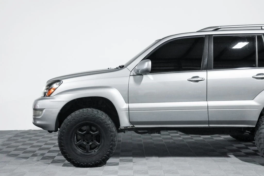 2006 Lexus GX 2nd Gen - Image 16 of 21
