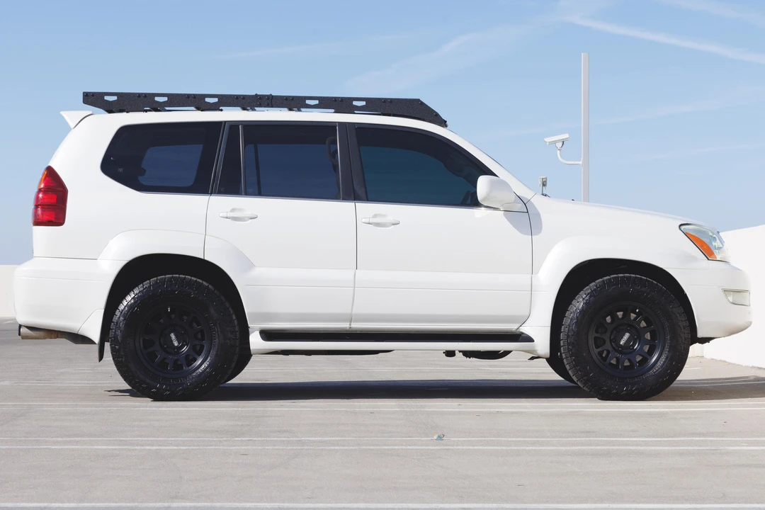 2006 Lexus GX 1st Gen - Image 3 of 31