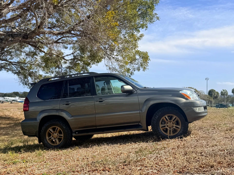 2006 Lexus GX 1st Gen - Image 20 of 31