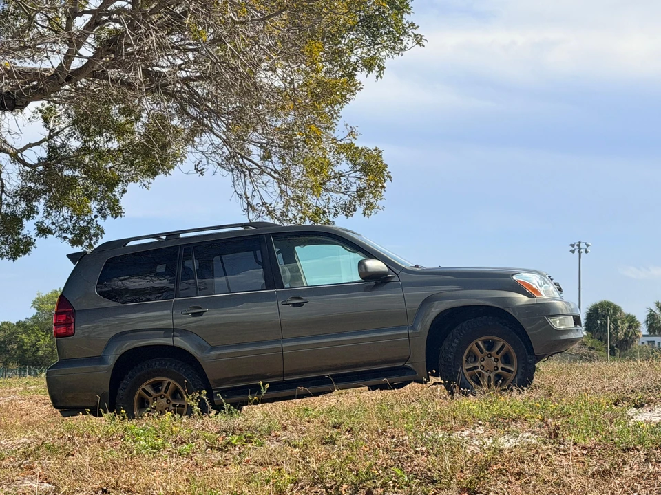 2006 Lexus GX 1st Gen - Image 19 of 31