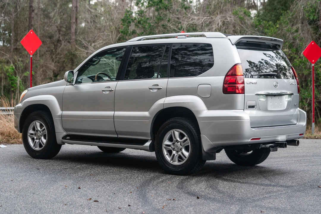 2006 Lexus GX 1st Gen - Image 15 of 31