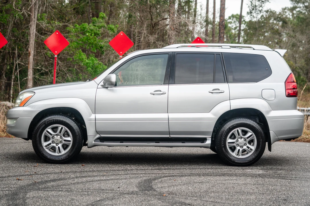 2006 Lexus GX 1st Gen - Image 12 of 31