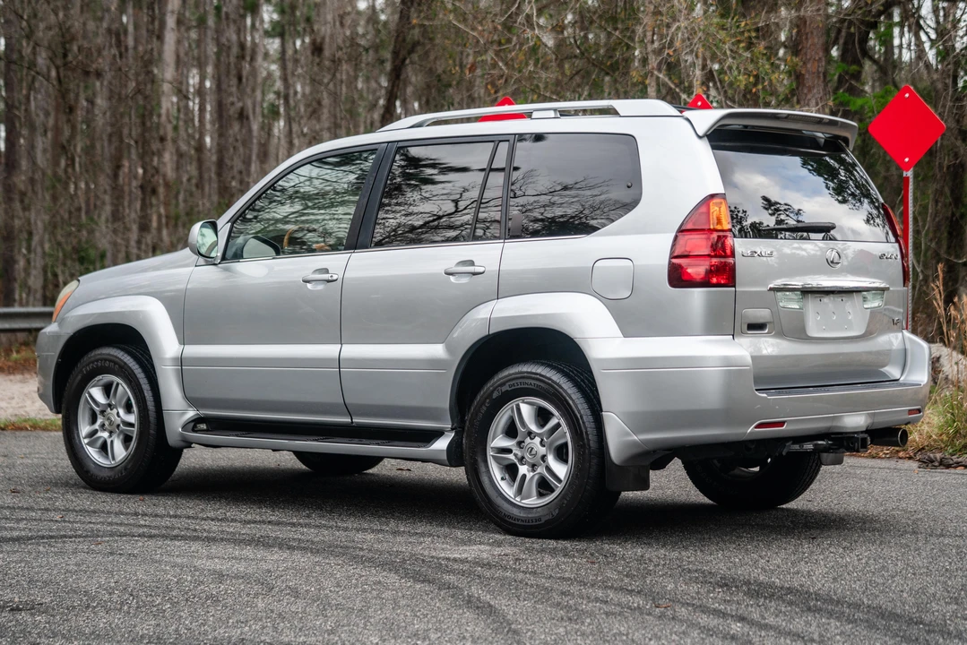 2006 Lexus GX 1st Gen - Image 14 of 31