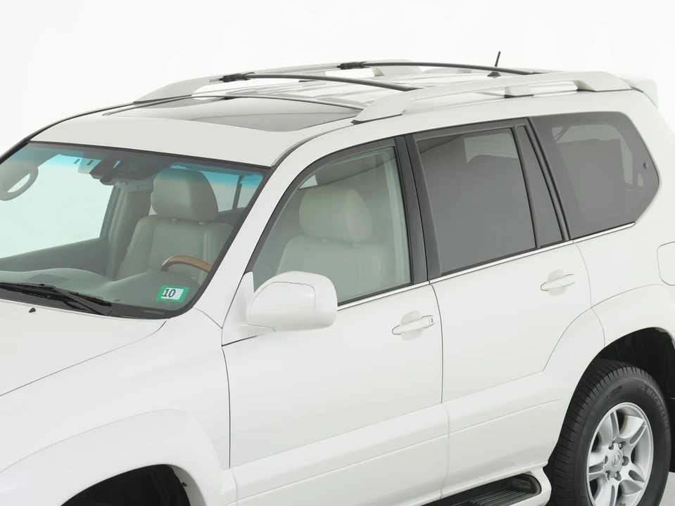 2006 Lexus GX 1st Gen - Image 16 of 31