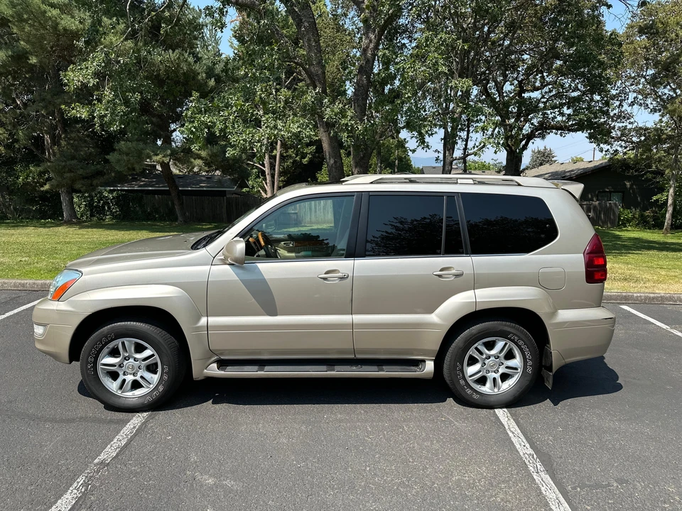 2006 Lexus GX 1st Gen - Image 19 of 31