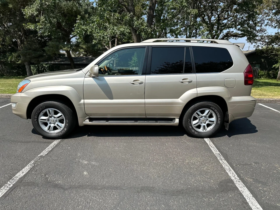 2006 Lexus GX 1st Gen - Image 23 of 31