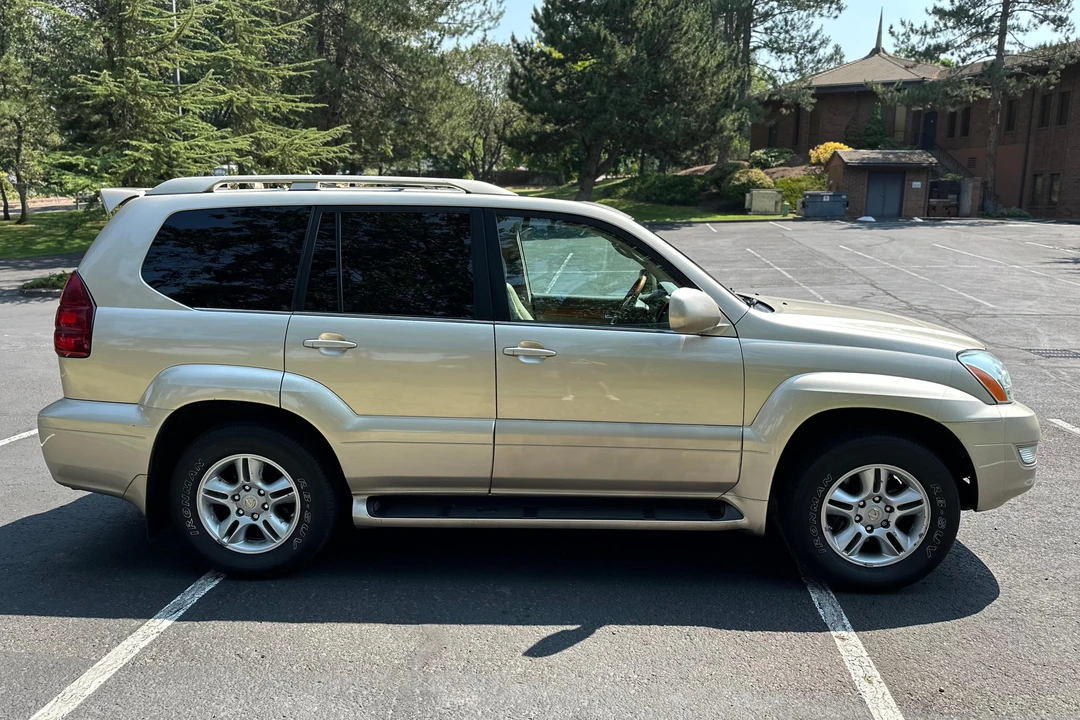 2006 Lexus GX 1st Gen - Image 3 of 31
