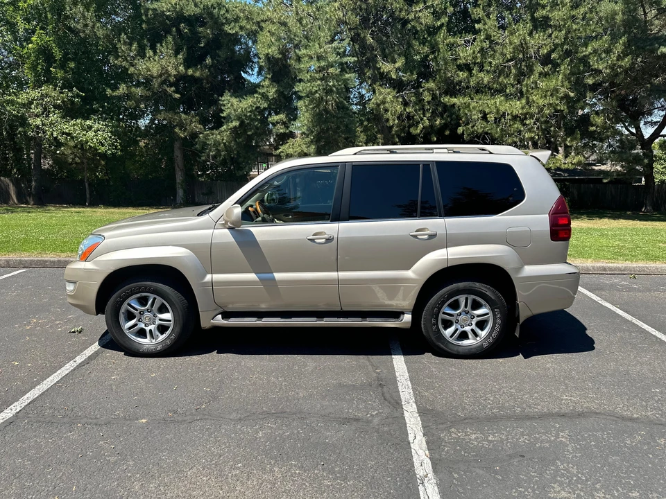 2006 Lexus GX 1st Gen - Image 21 of 31