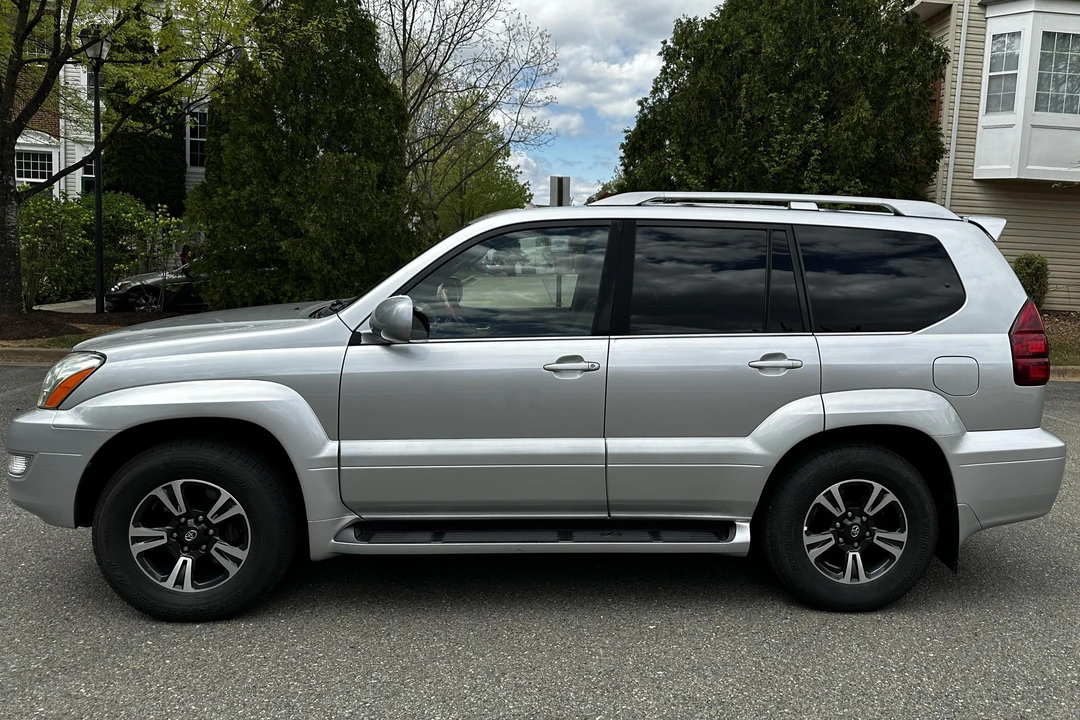 2006 Lexus GX 1st Gen - Image 3 of 5