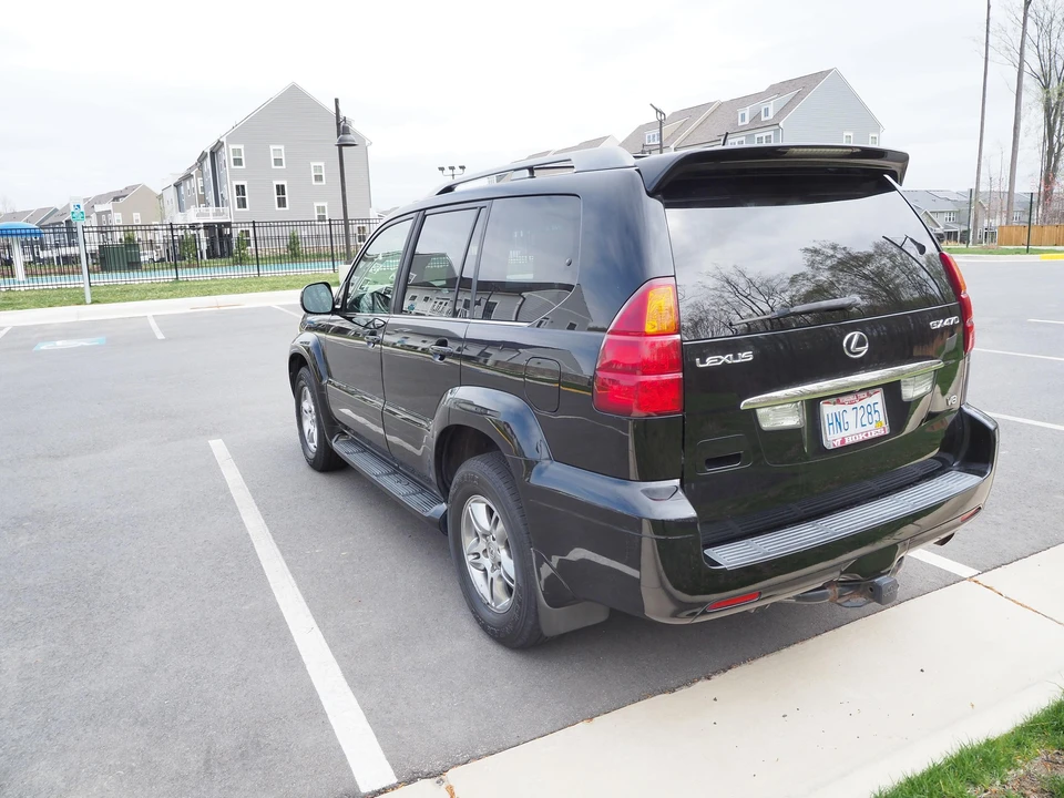 2006 Lexus GX 1st Gen - Image 17 of 31