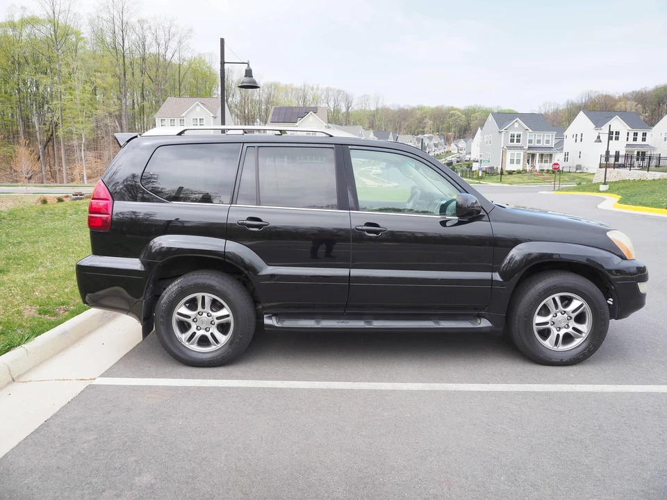 2006 Lexus GX 1st Gen - Image 26 of 31