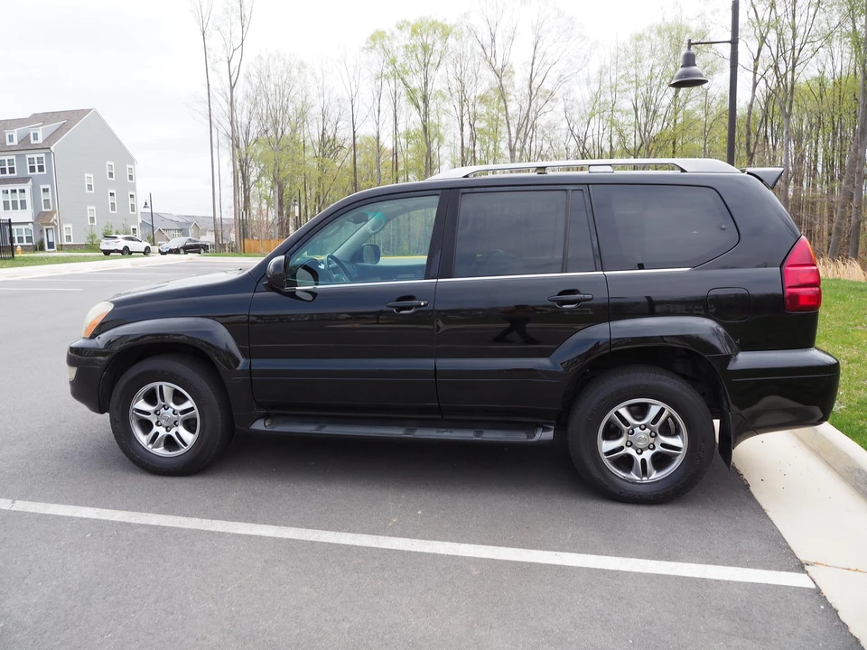 2006 Lexus GX 1st Gen - Image 12 of 31