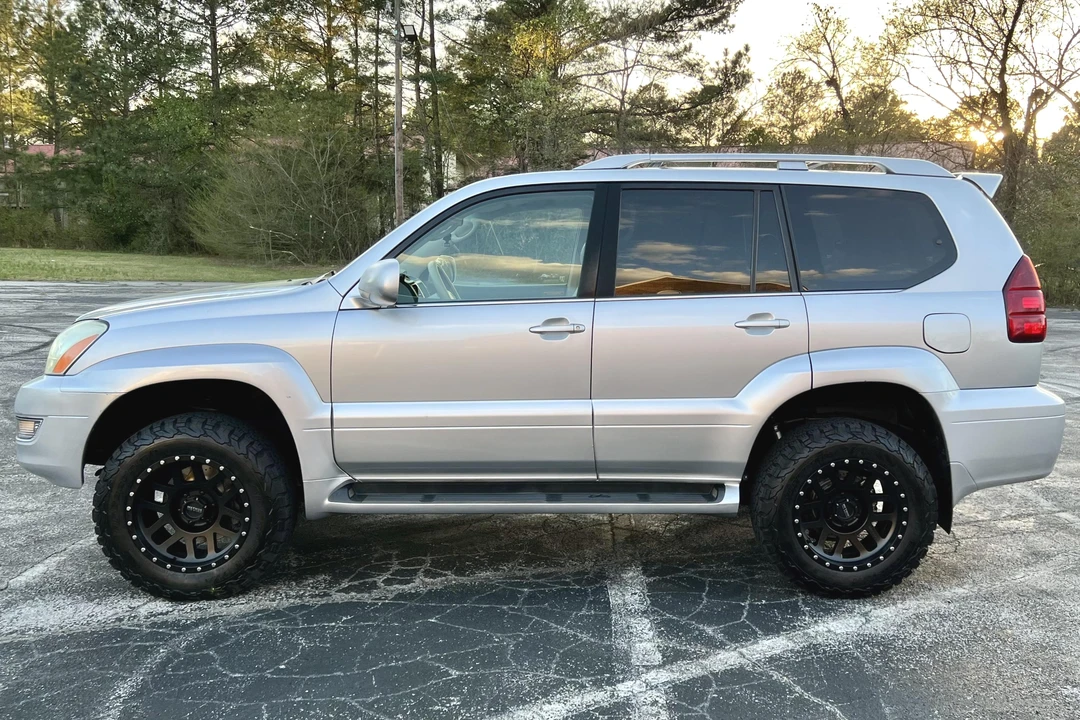 2006 Lexus GX 1st Gen - Image 3 of 31