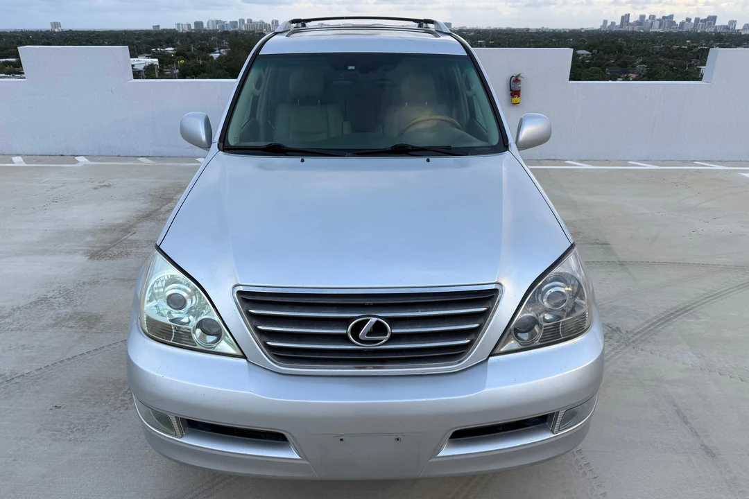 2006 Lexus GX 1st Gen - Image 2 of 31