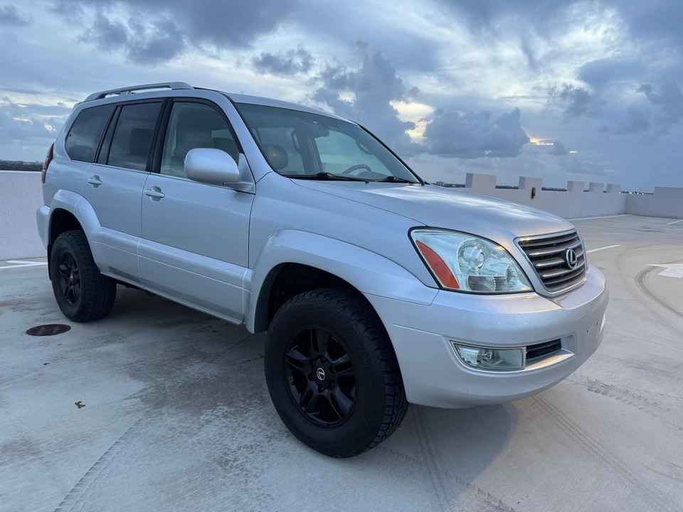 2006 Lexus GX 1st Gen - Image 12 of 31