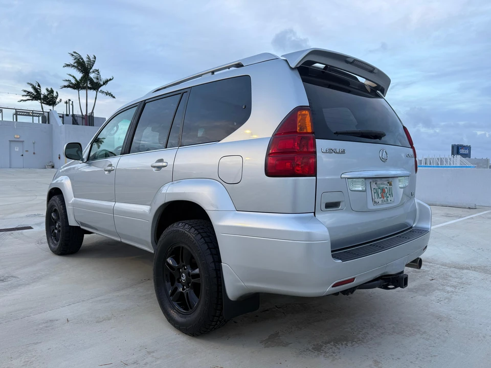 2006 Lexus GX 1st Gen - Image 10 of 31