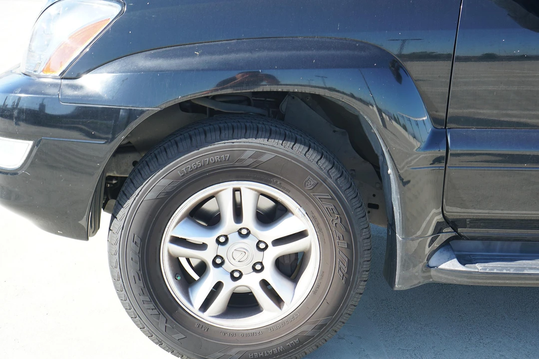 2006 Lexus GX 1st Gen - Image 14 of 31