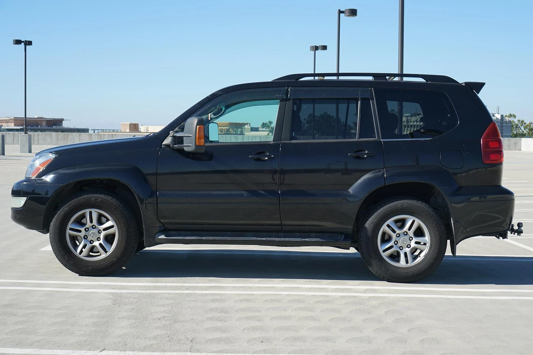 2006 Lexus GX 1st Gen - Image 3 of 31