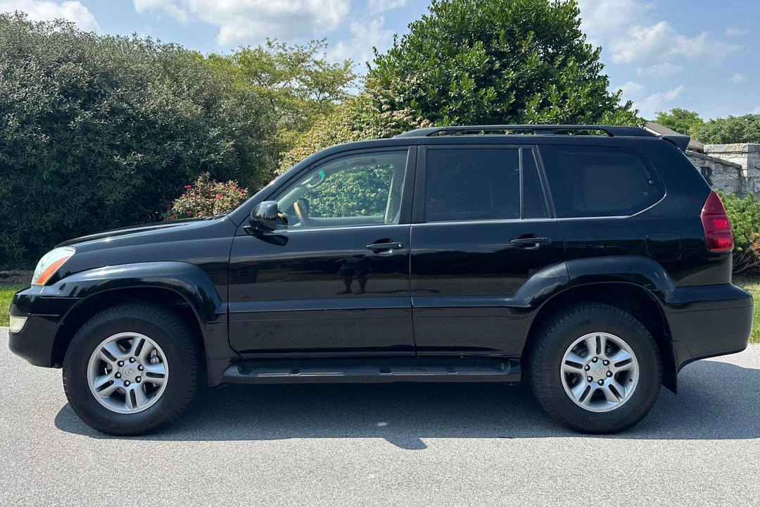 2006 Lexus GX 1st Gen - Image 3 of 31