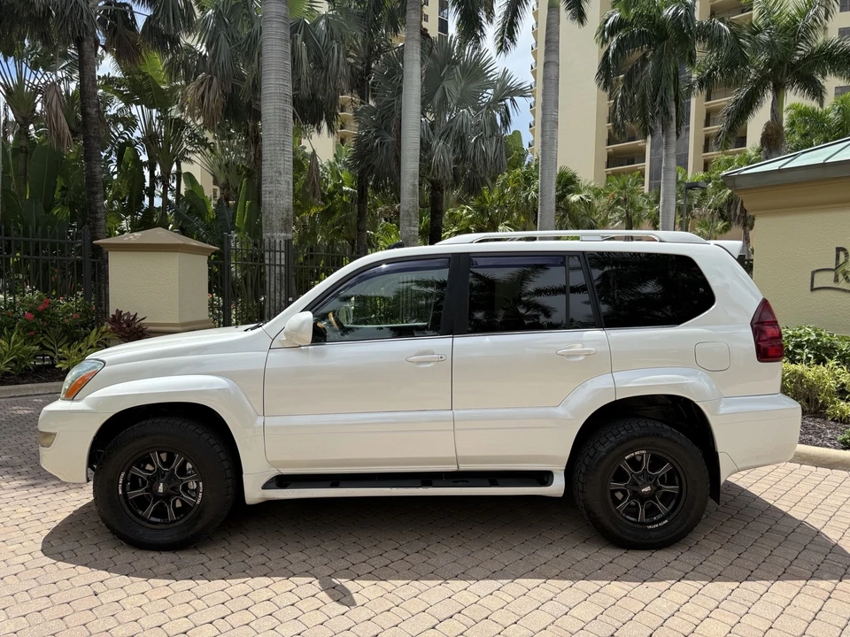 2006 Lexus GX 1st Gen - Image 2 of 18