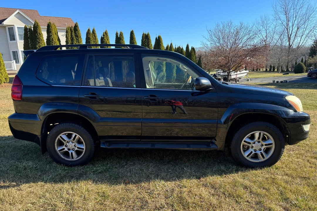 2006 Lexus GX 1st Gen - Image 3 of 31