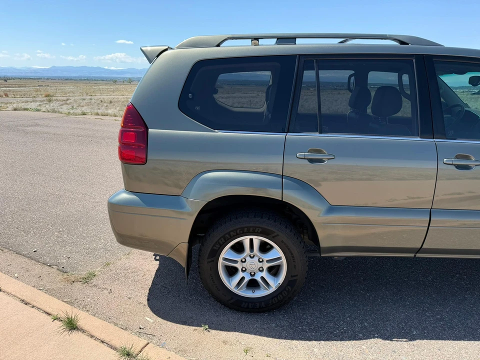 2006 Lexus GX 1st Gen - Image 21 of 31