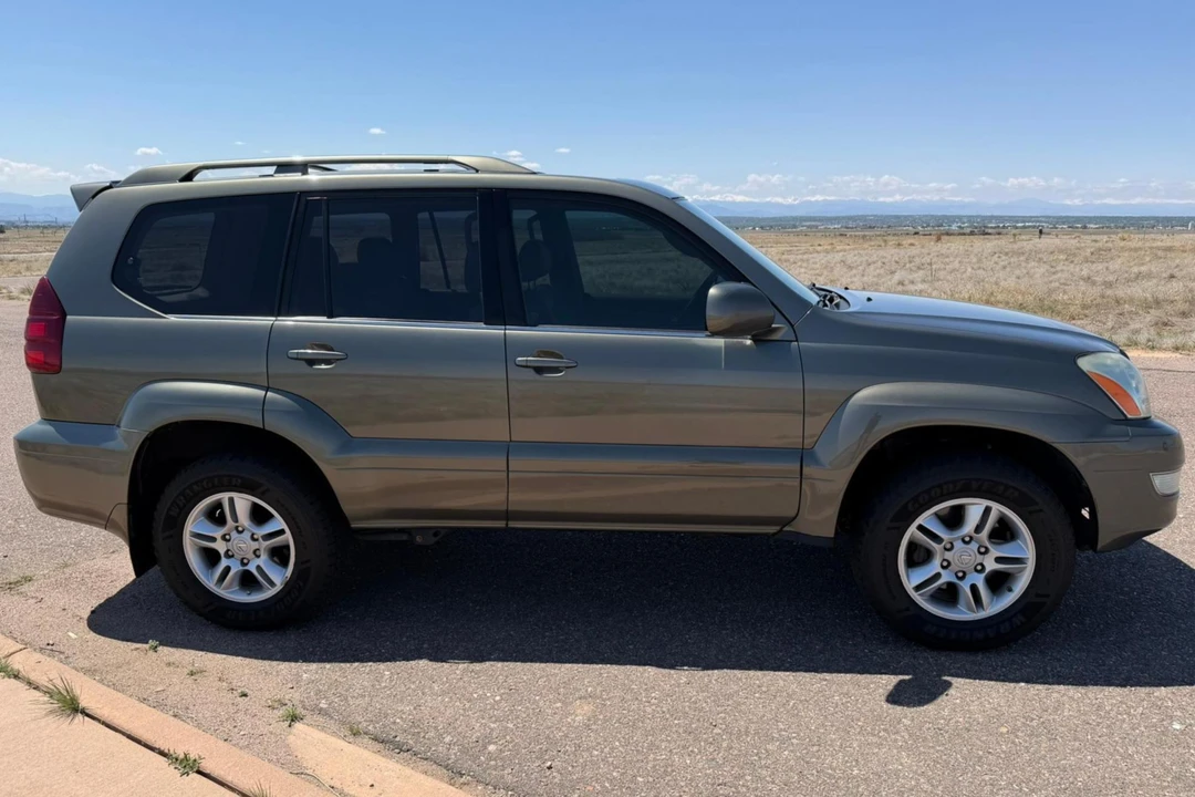 2006 Lexus GX 1st Gen - Image 3 of 31