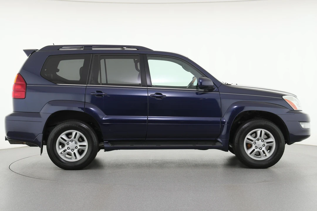 2006 Lexus GX 1st Gen - Image 3 of 31