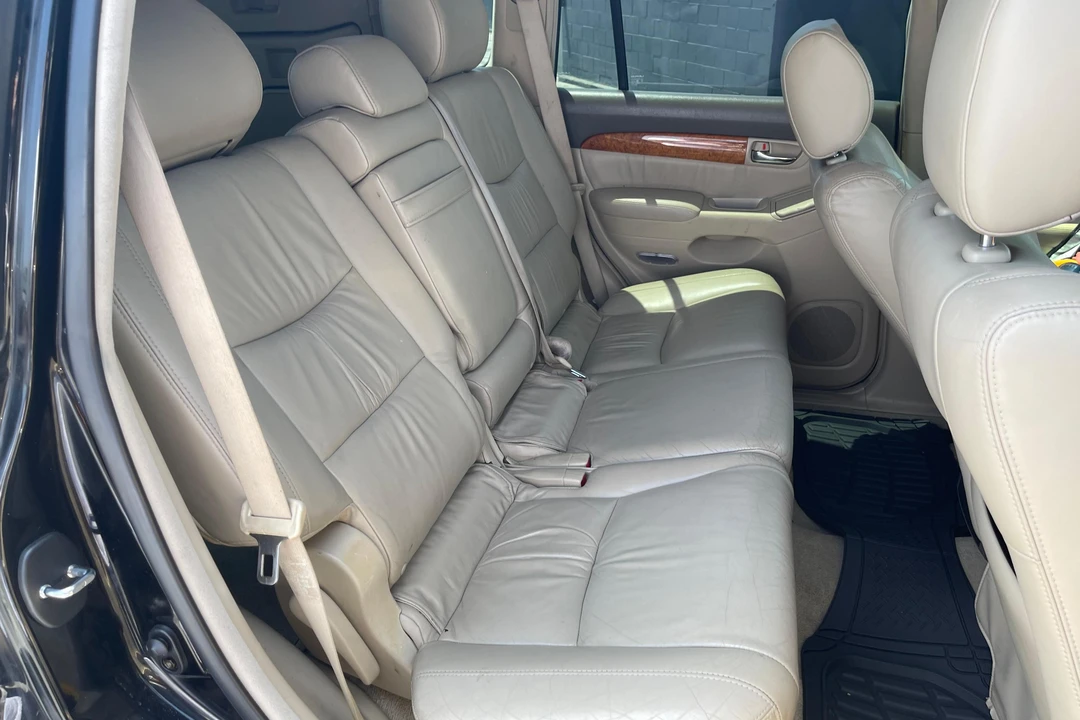 2006 Lexus GX 1st Gen - Image 30 of 31