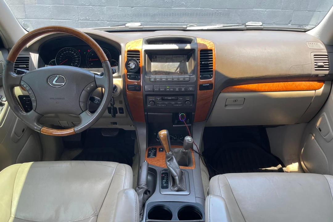 2006 Lexus GX 1st Gen - Image 28 of 31