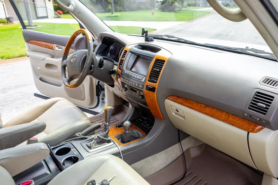 2006 Lexus GX 1st Gen - Image 30 of 31