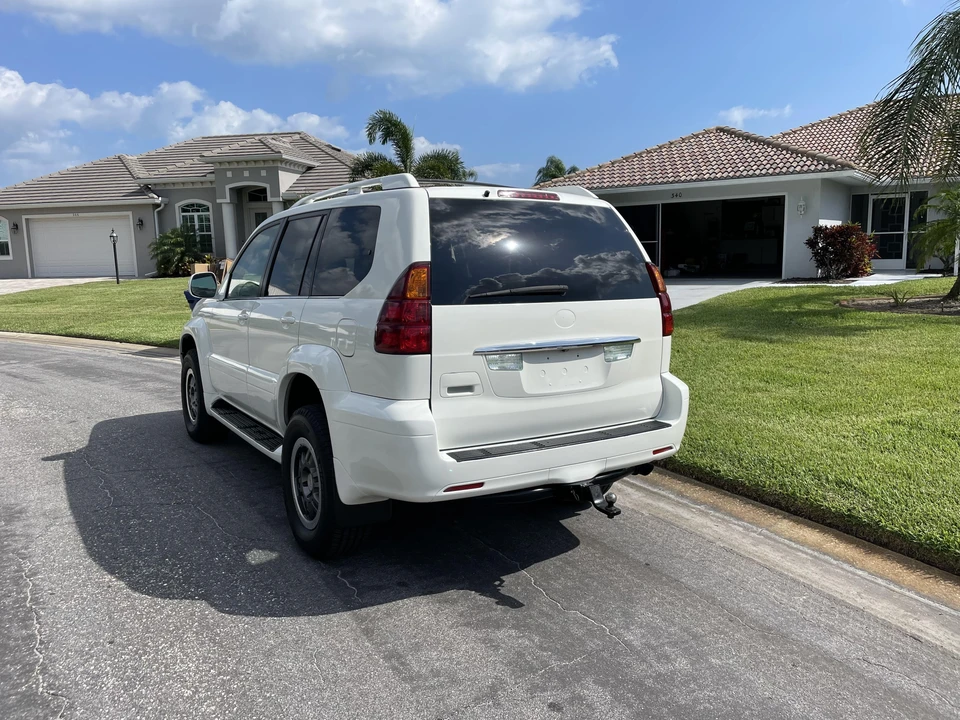 2006 Lexus GX 1st Gen - Image 12 of 31