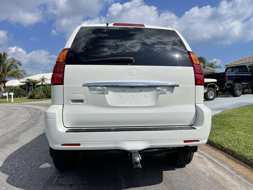 2006 Lexus GX 1st Gen - Image 13 of 31