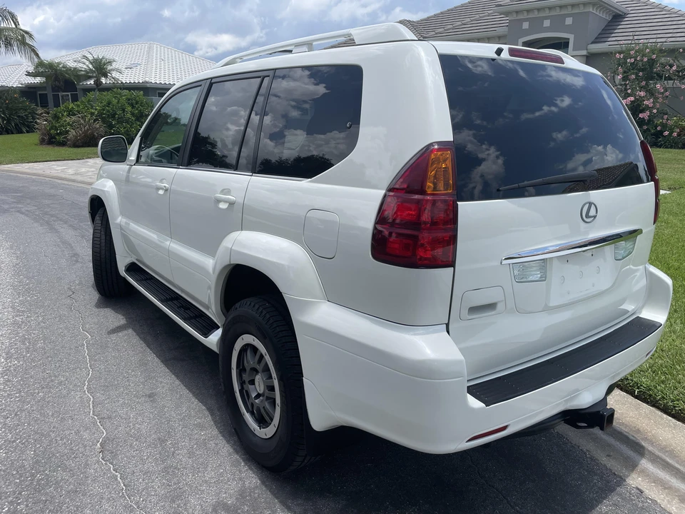 2006 Lexus GX 1st Gen - Image 11 of 31