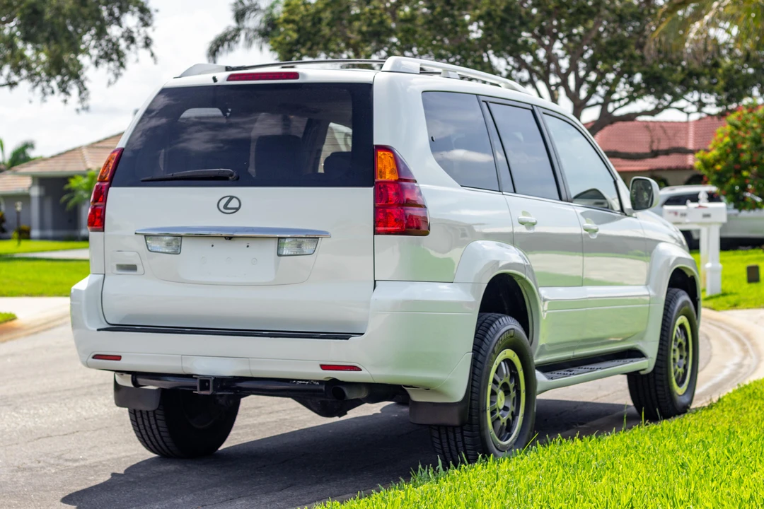2006 Lexus GX 1st Gen - Image 14 of 31