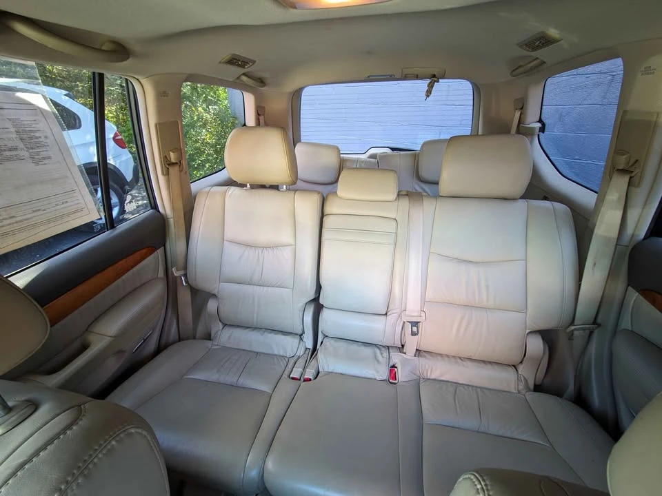 2006 Lexus GX 1st Gen - Image 12 of 14