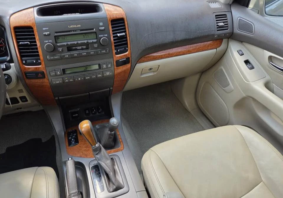 2006 Lexus GX 1st Gen - Image 17 of 20