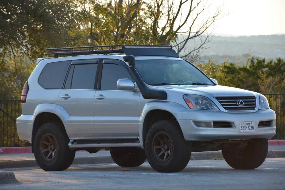 2006 Lexus GX 1st Gen - Image 2 of 12