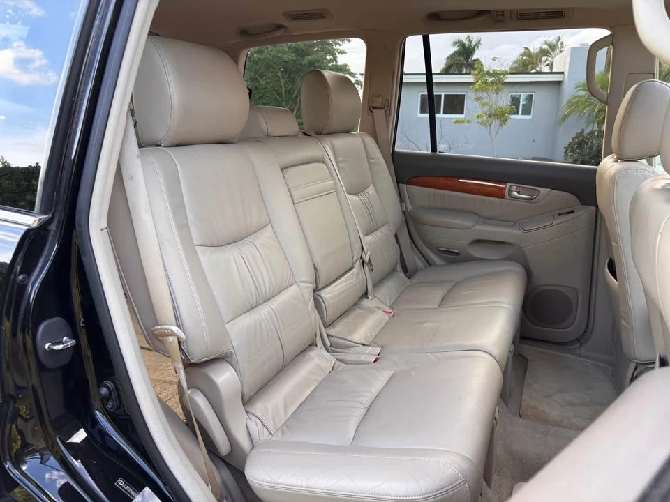 2006 Lexus GX 1st Gen - Image 13 of 18