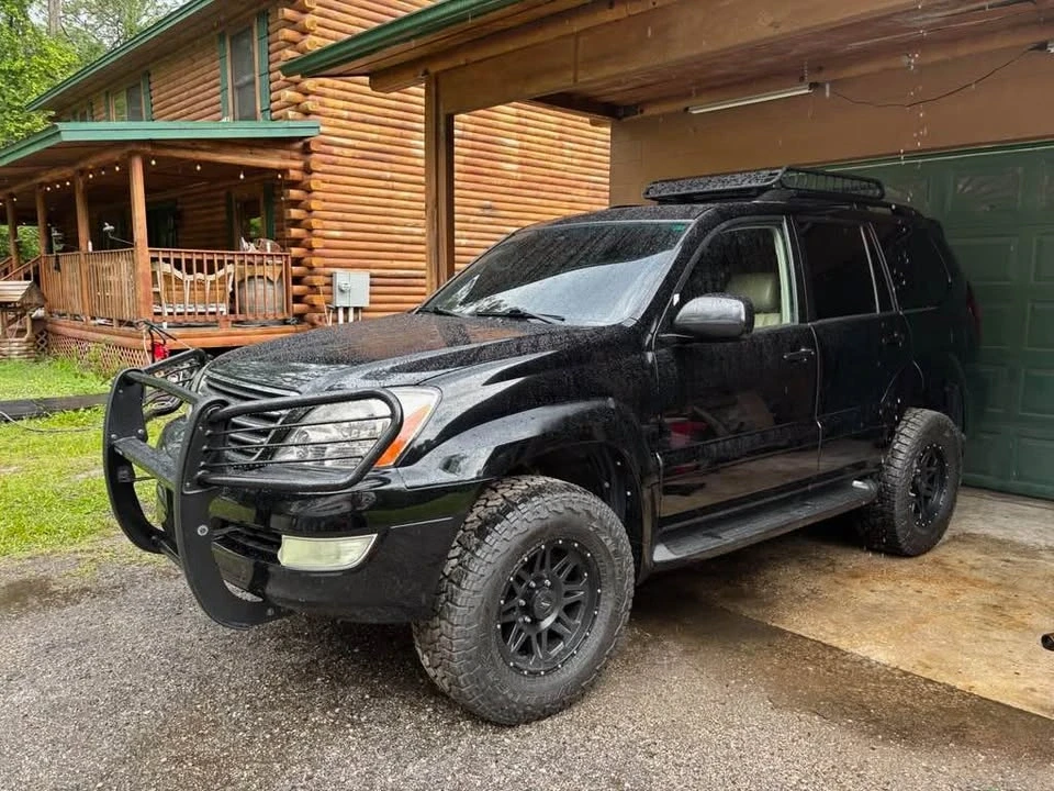2006 Lexus GX 1st Gen - Image 2 of 4
