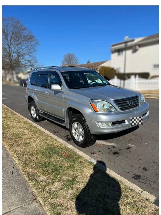 2006 Lexus GX 1st Gen - Image 2 of 20