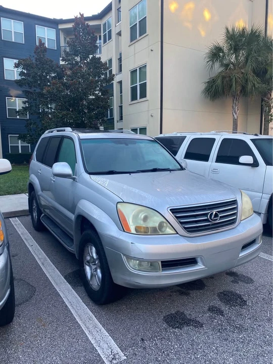 2006 Lexus GX 1st Gen - Image 2 of 9