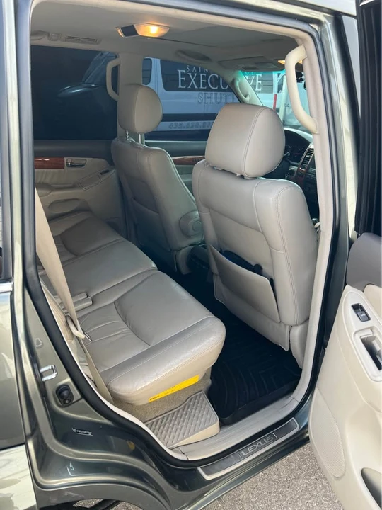 2006 Lexus GX 1st Gen - Image 8 of 9