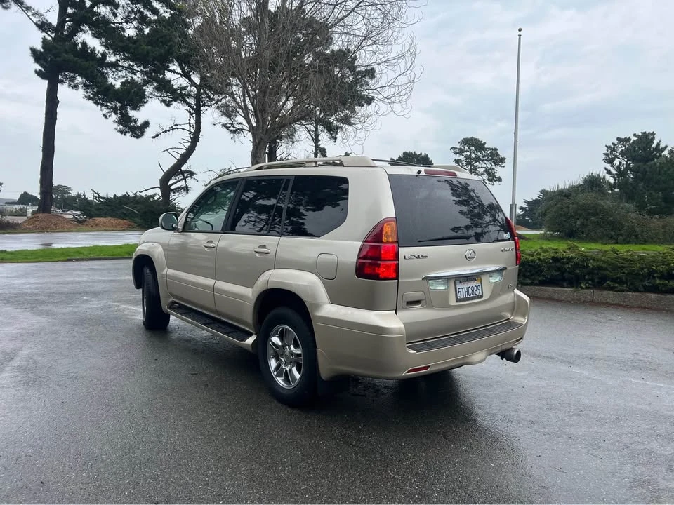 2006 Lexus GX 1st Gen - Image 15 of 16